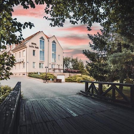 Hotel Lajta Park Mosonmagyaróvár Buitenkant foto