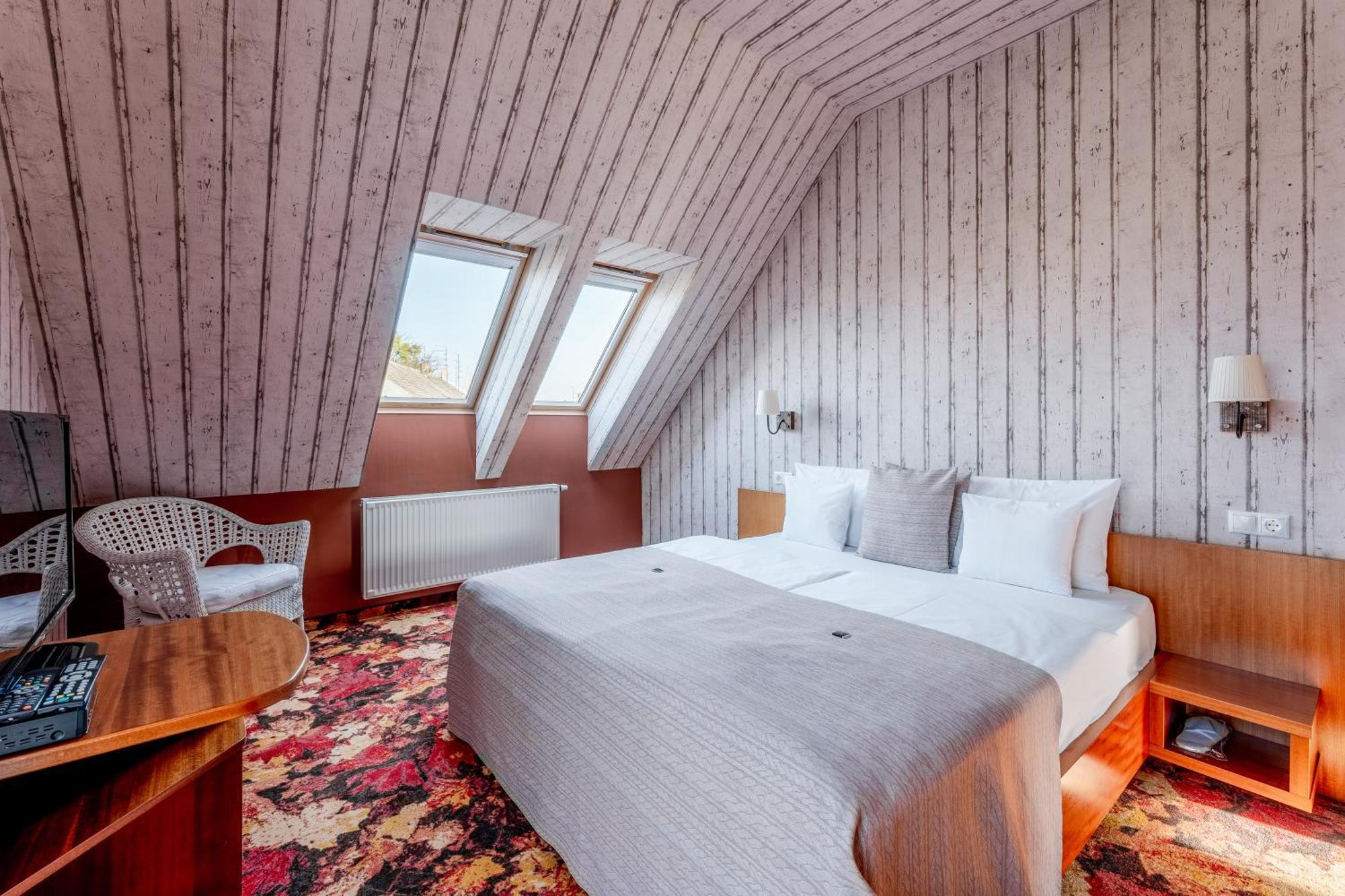 Hotel Lajta Park Mosonmagyaróvár Kamer foto